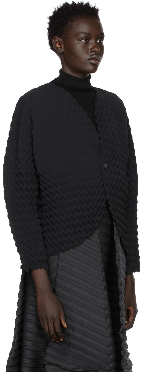 Issey Miyake Black Round Pleats Cardigan Issey Miyake Men