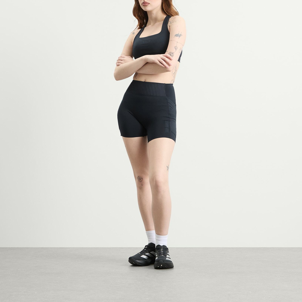 Bandit Women's Stamina™ 37.5 5” High-Waist Short in Bandit Black