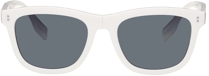 Photo: Burberry White Square Frame Foldable Sunglasses