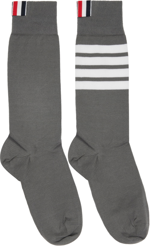 Photo: Thom Browne Gray Cotton 4-Bar Mid Calf Socks