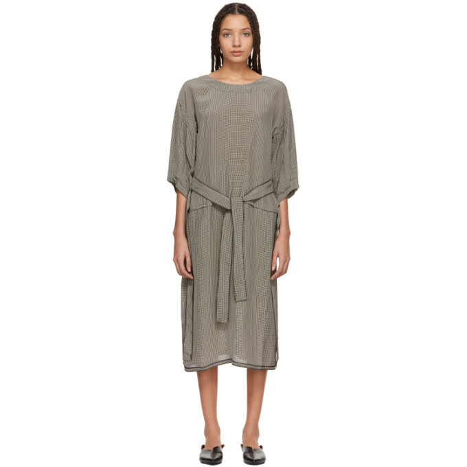 Photo: Sara Lanzi Black and White Check Balloon Sleeve Dress