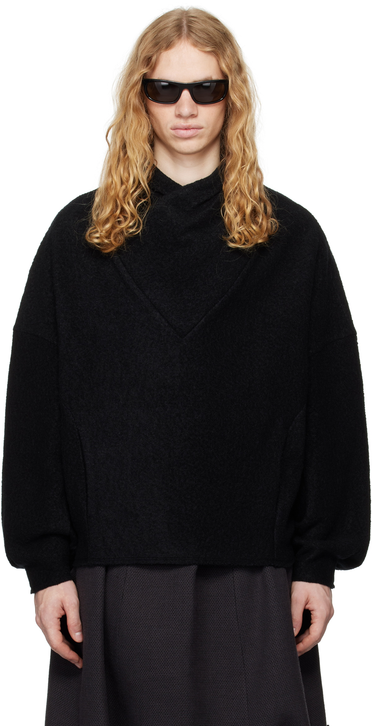 Pleat Sweater Black