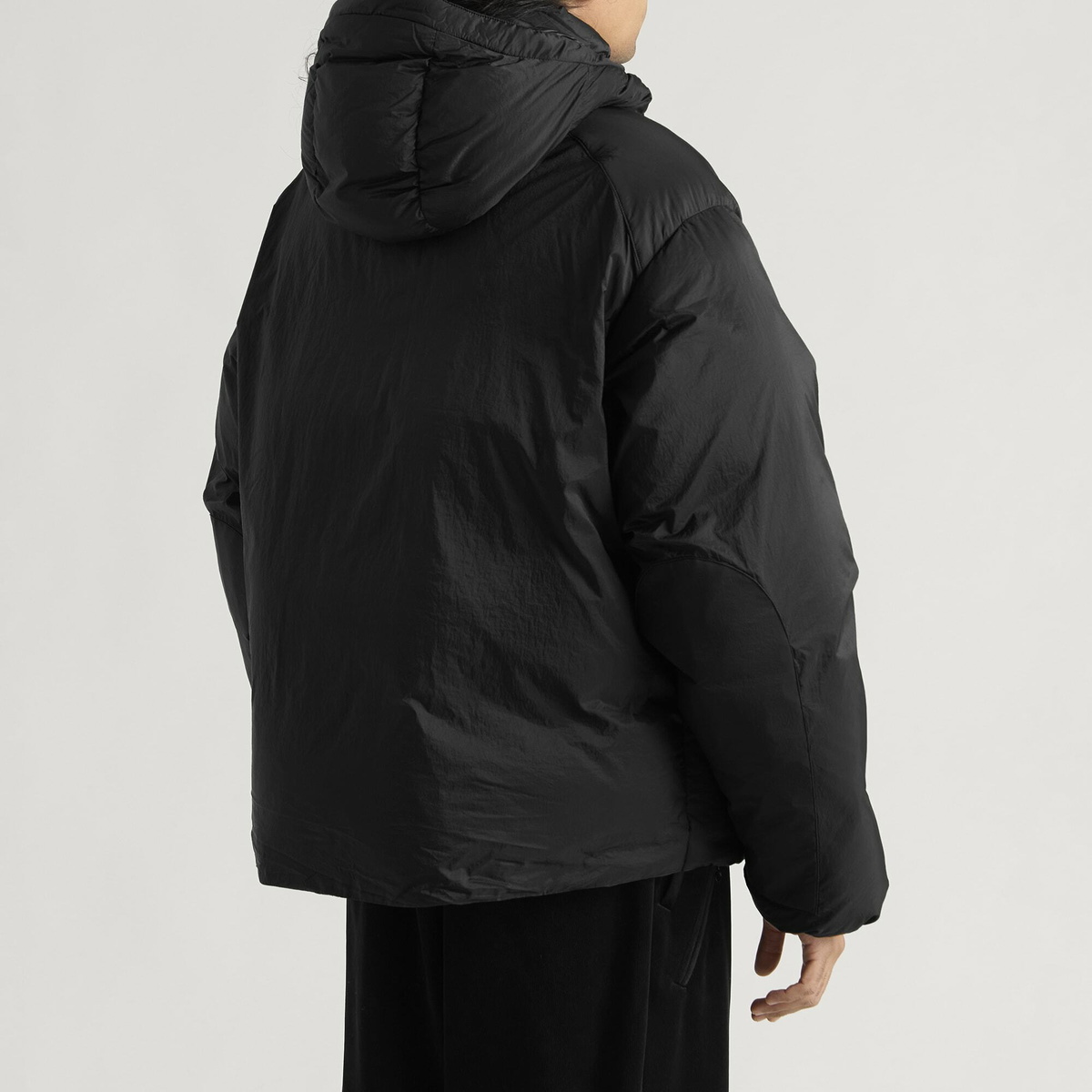 Y-3 Men's Hooded Puffer Jacket in Black