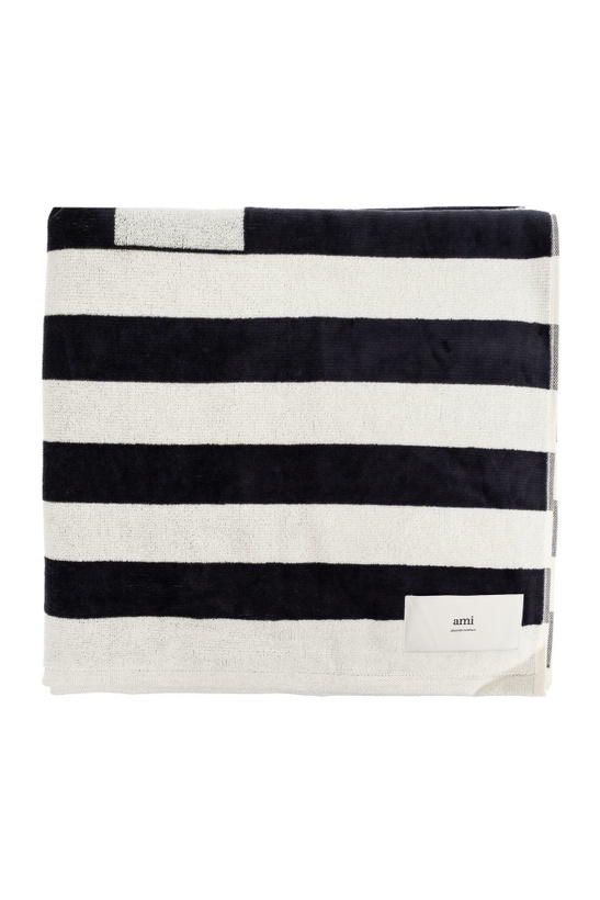 Photo: Ami Alexandre Mattiussi Bath Towel