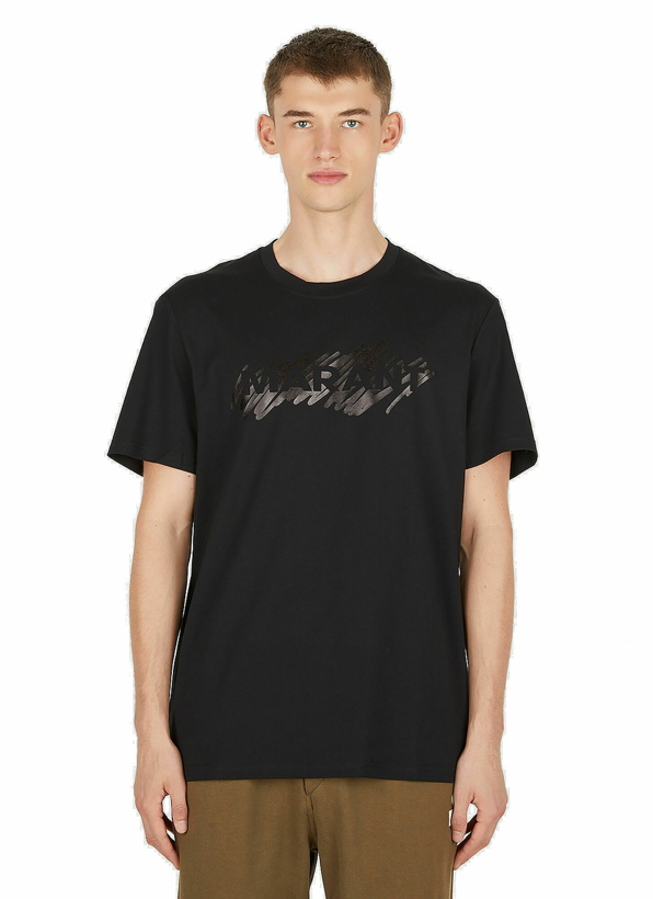 Photo: Hanorih T-Shirt in Black