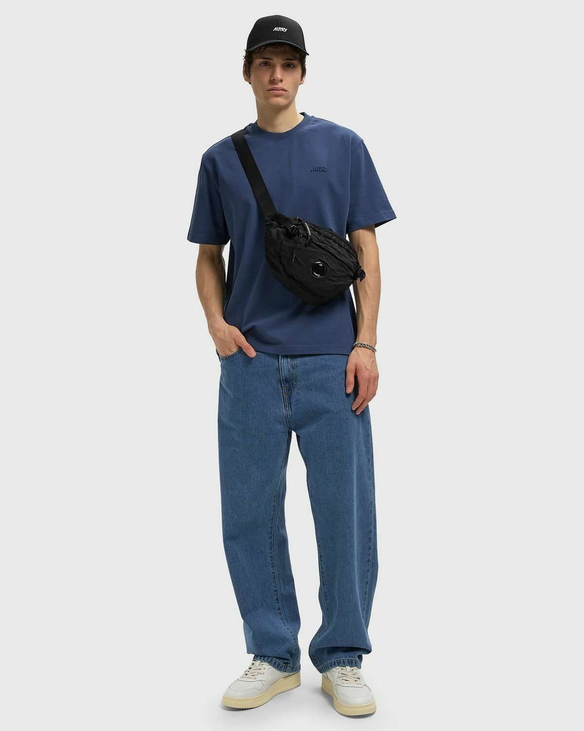T-SHIRT MAIN UNI