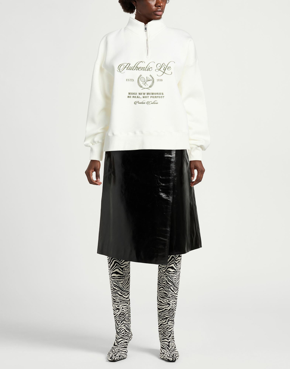 Berna Womens Sweatshirt in White