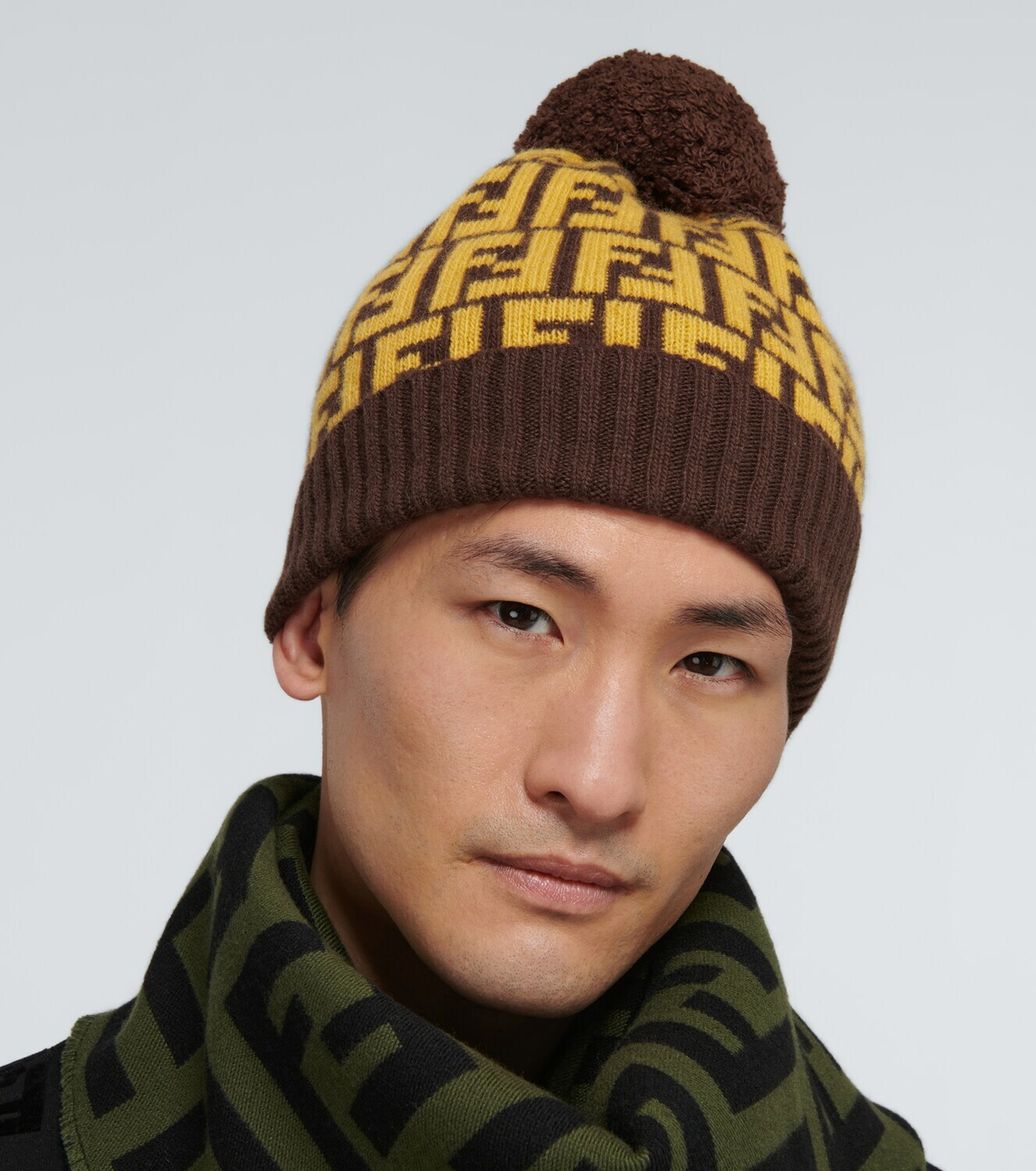 Fendi best sale logo beanie