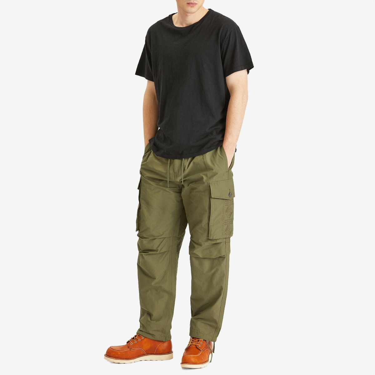 Pendleton Men's Parachute Cargo Pants in Olive