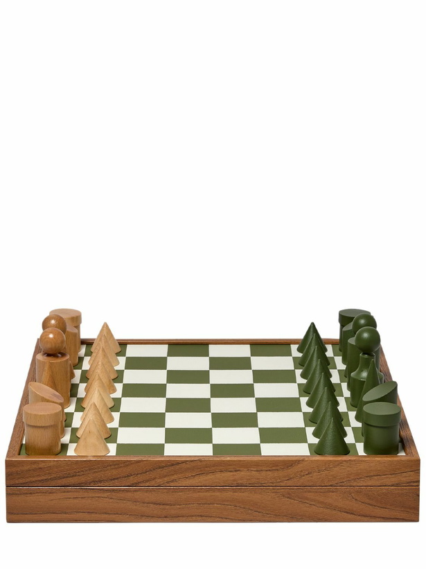 Photo: THE CONRAN SHOP Olivine Chess Set