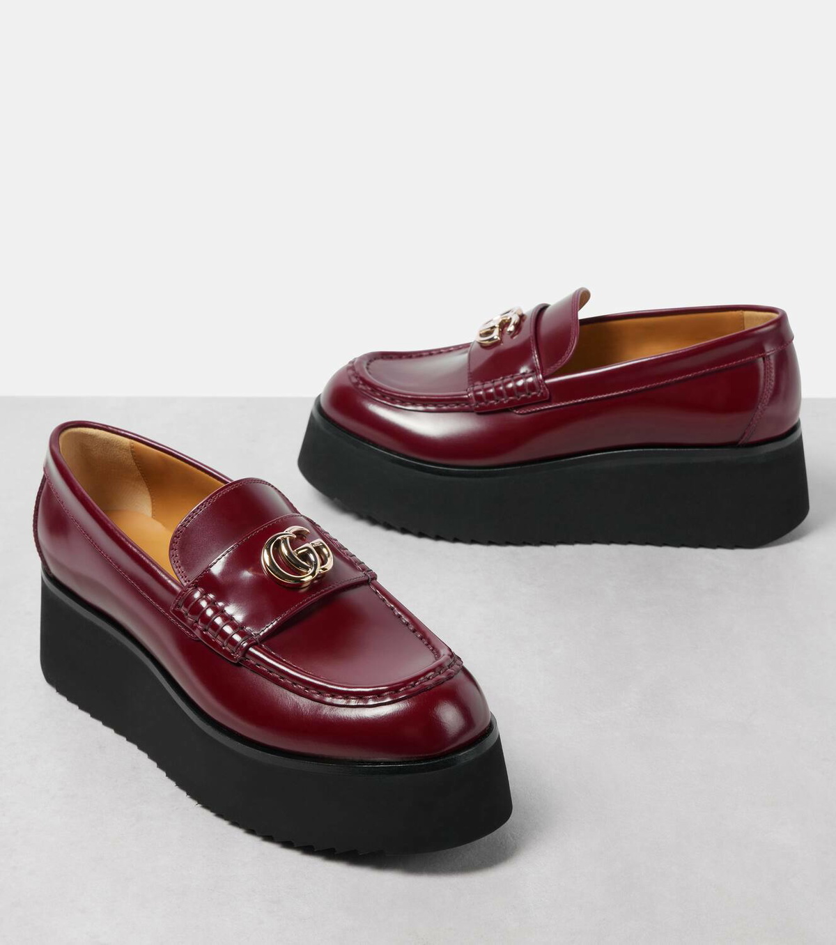 Gucci GG leather platform loafers Gucci display picture 2