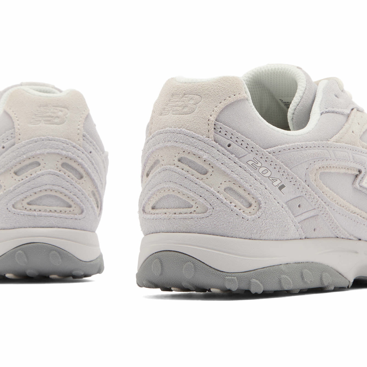 New Balance 204L Sneaker in Moonbeam