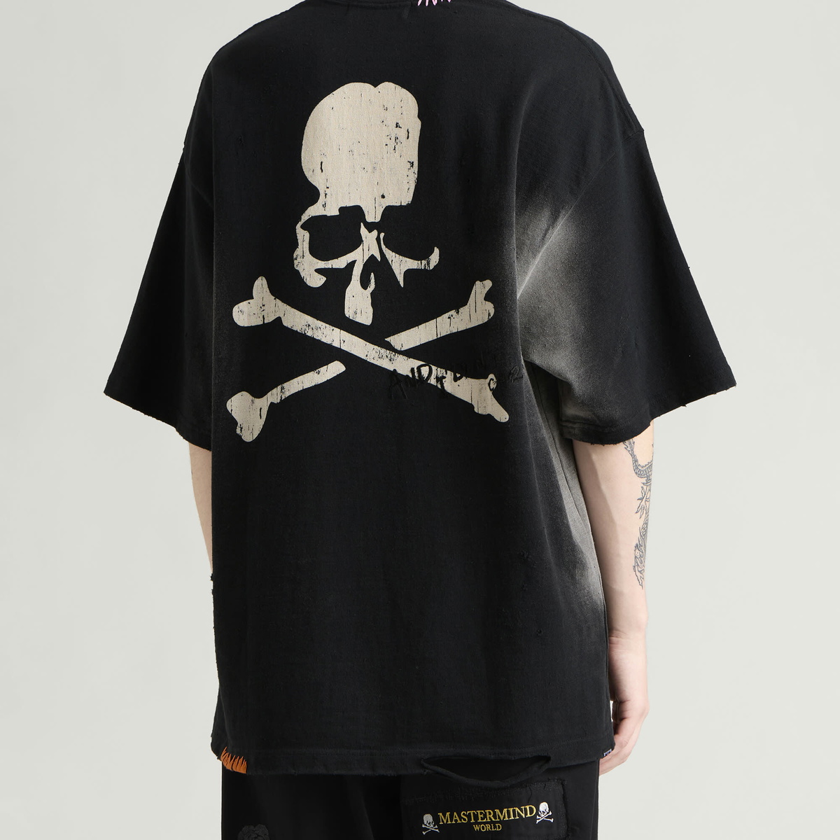 MASTERMIND WORLD Men's OG Vintage T-Shirt in Black