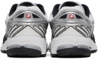 New Balance White & Black 860v2 Sneakers