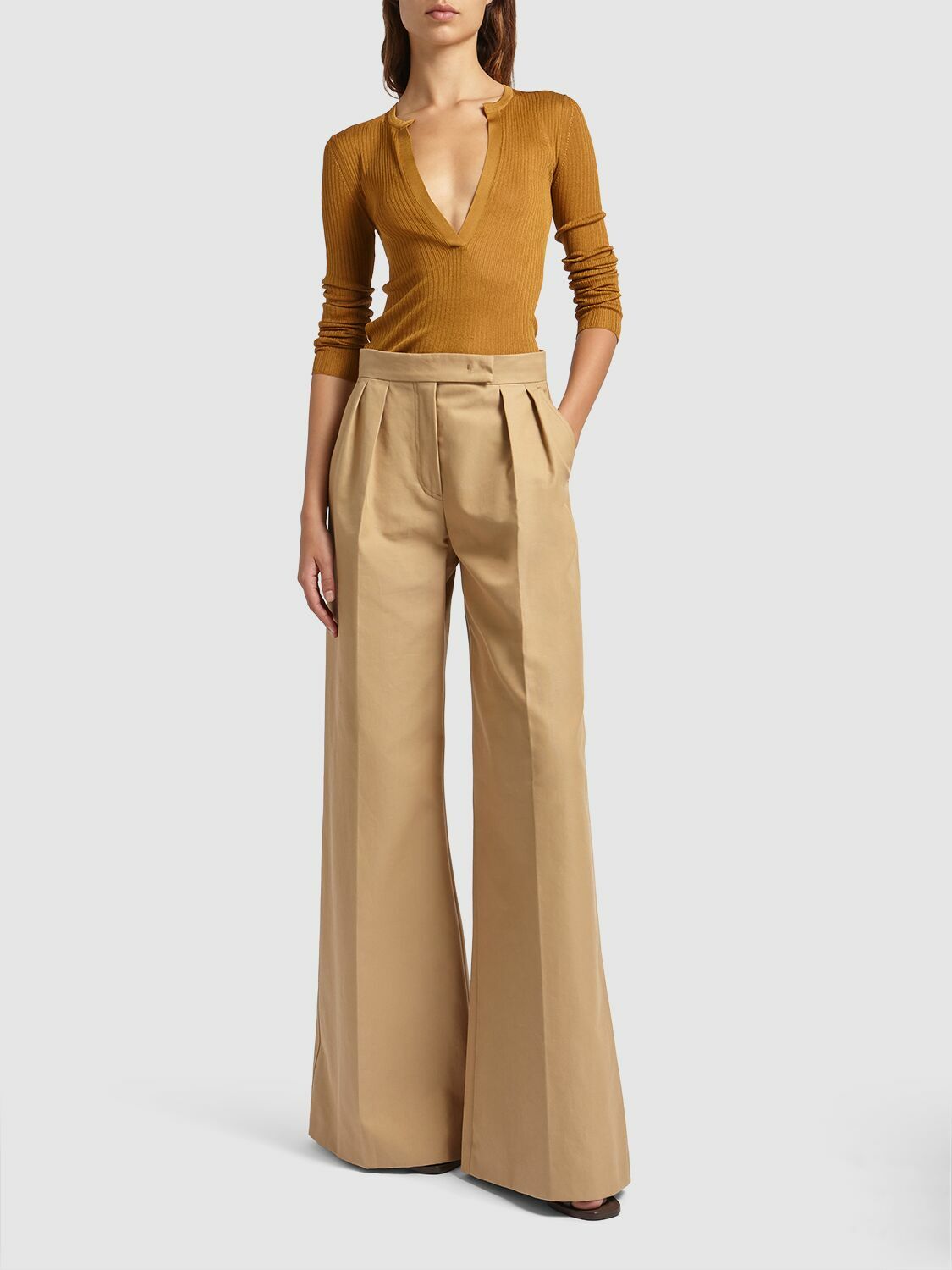 MAX MARA - Saggina Ribbed Silk V Neck L/s Top