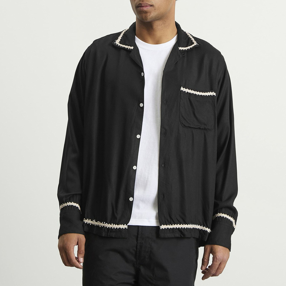 NOMARHYTHM TEXTILE Men's Trim Embroidery Open Collar Shirt in Black
