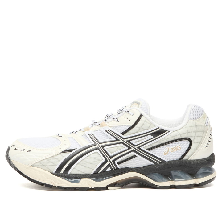 Photo: Asics Gel-Nimbus 10.1 Sneakers in White/Ivory