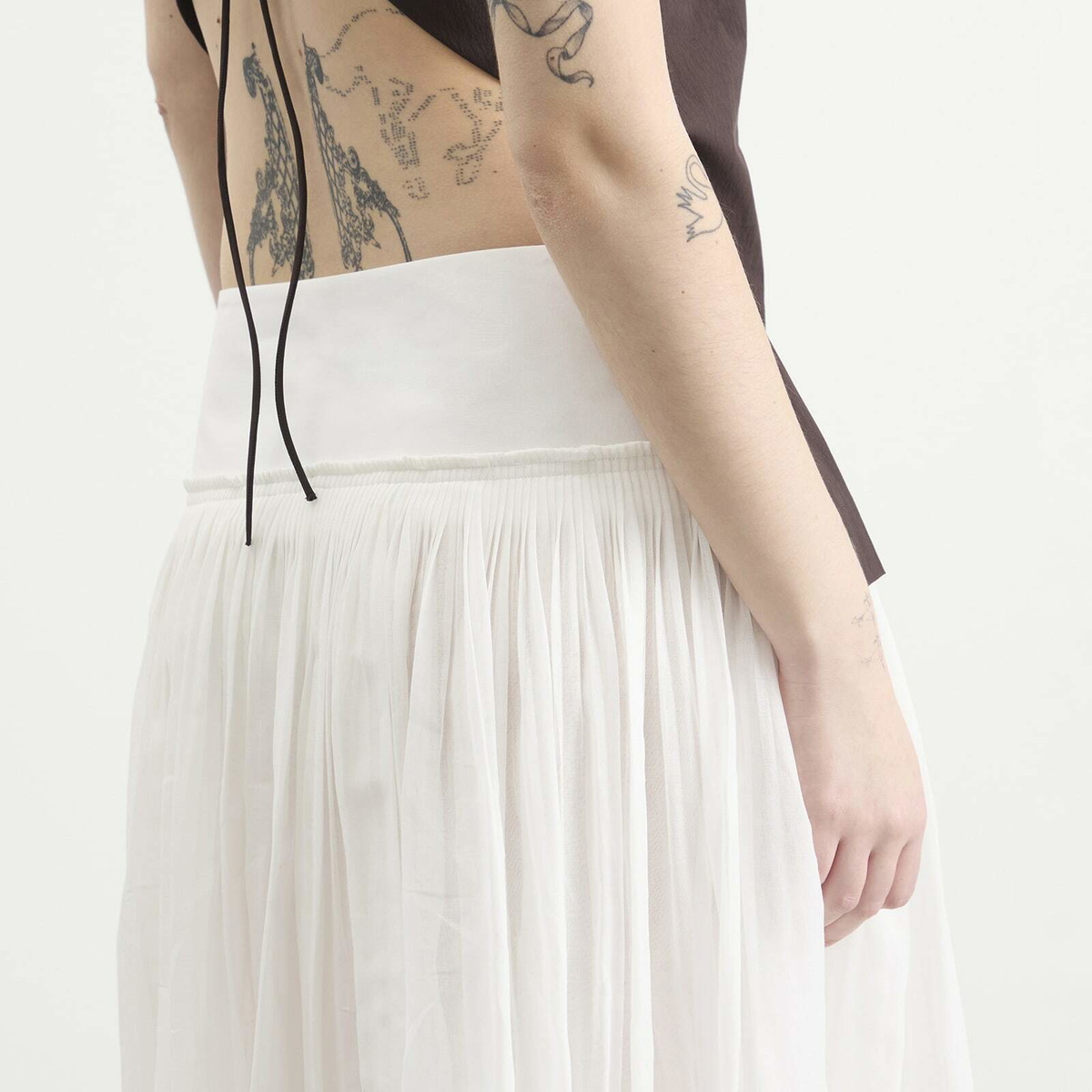Róhe Women's Rohe Pleated cotton muslin skirt in Optic White