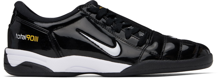 Photo: Nike Black Total 90 Sneakers