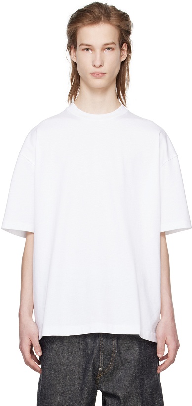 Photo: ATON White Oversized T-Shirt