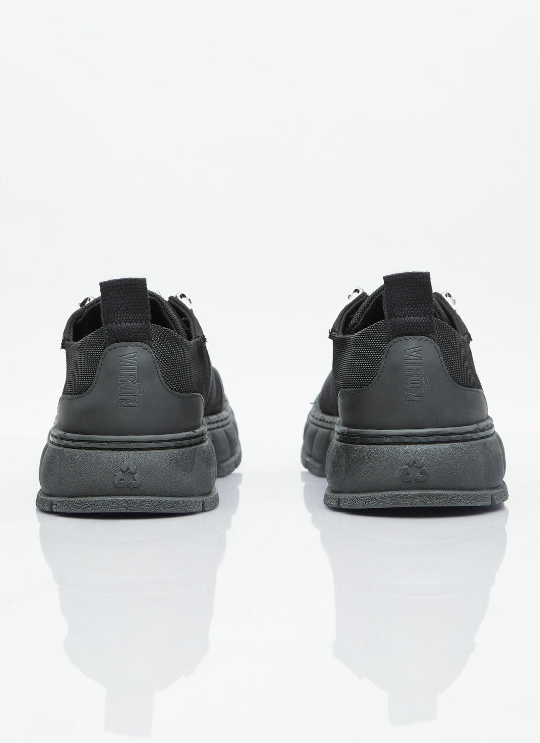 Virón 2008 Low Top Sneakers