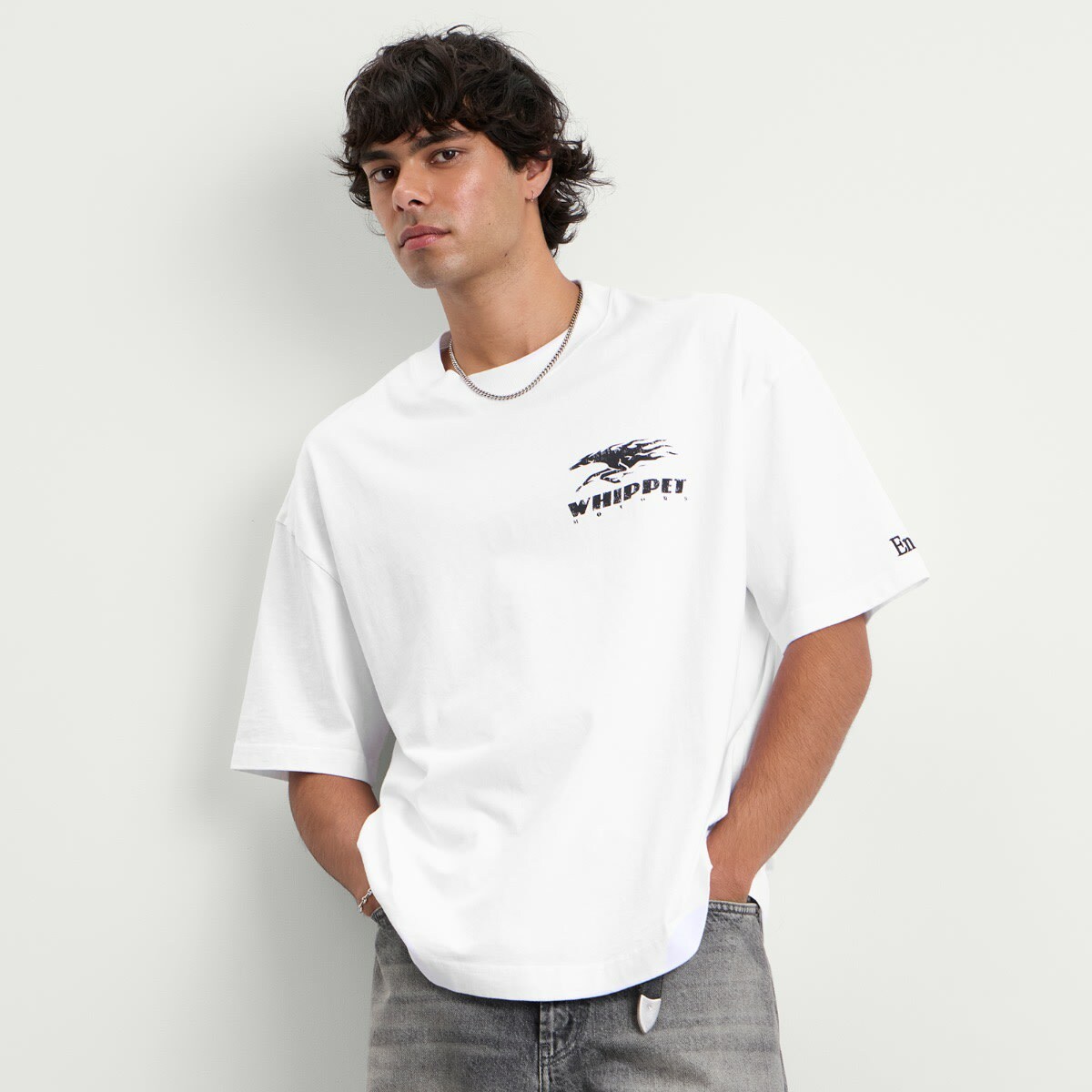 END. Whippet T-Shirt in White