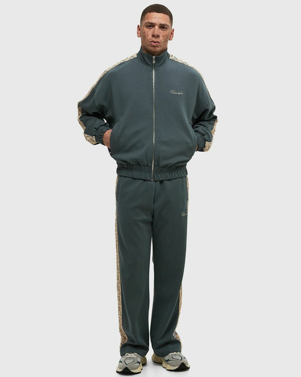 Rough. OLIVE TRACK JACKET Green Men