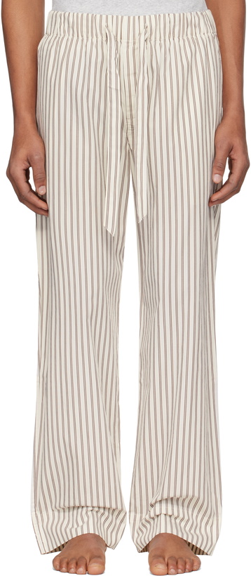 Photo: Tekla Brown & Off-White Poplin Pyjama Pants