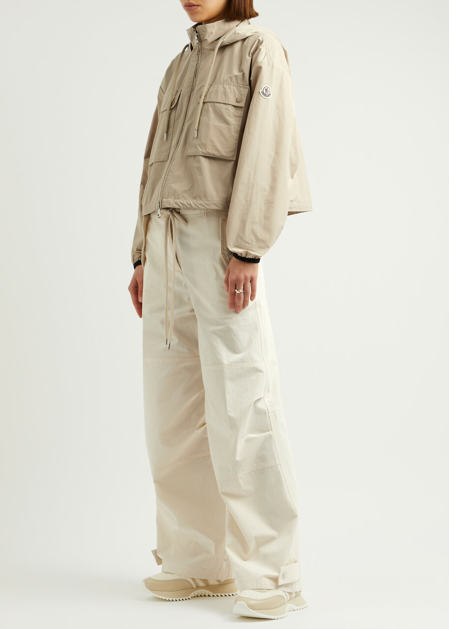 【関税込み】Moncler ベージュ Leda ジャケット Moncler | Leda Parka Jacket | Parka Jackets | Cruise Fashion