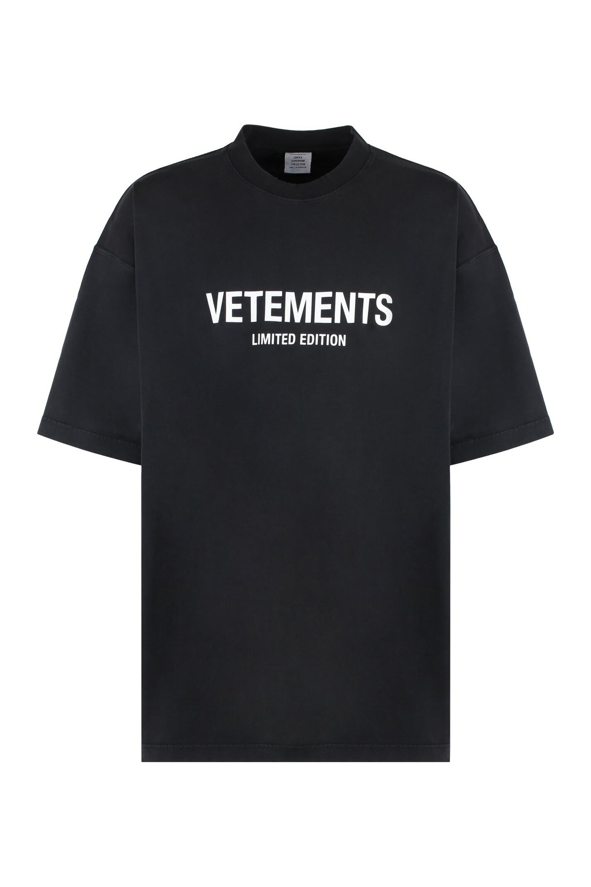 VETEMENTS White 'Single And Ready To Mingle' T-Shirt Vetements VETEMENTS White 'Single And Ready To Mingle' T-Shirt Vetements