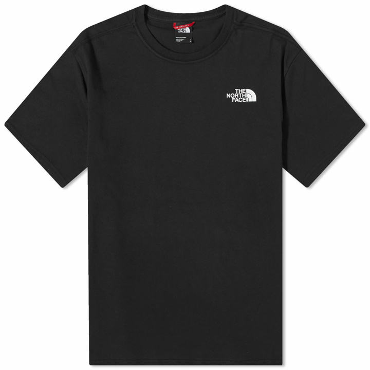 Photo: The North Face Men's Mountain Outline T-Shirt in Tnf Black/Tnf White