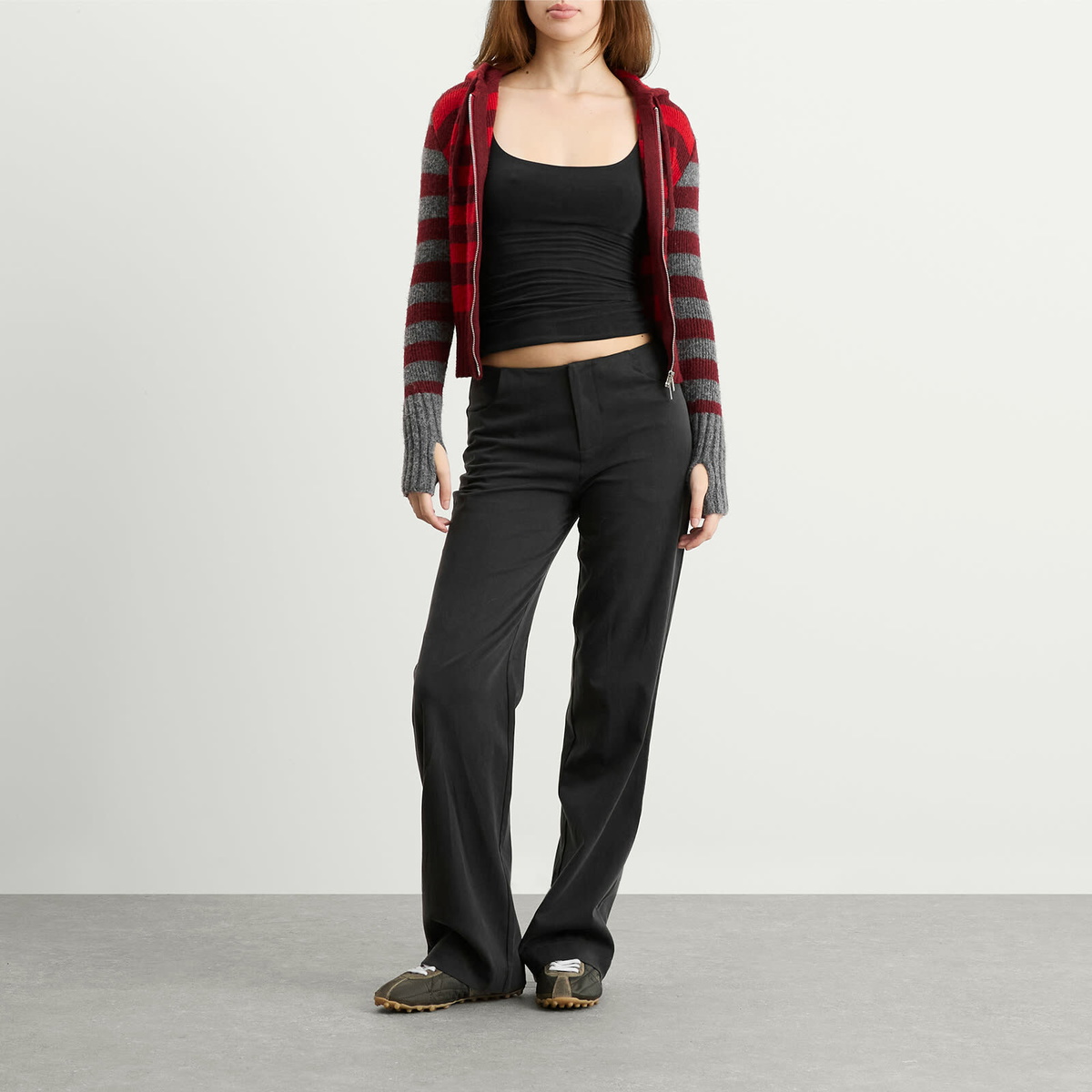 Peachy Den Women's Kylie Vest Top in Graphite
