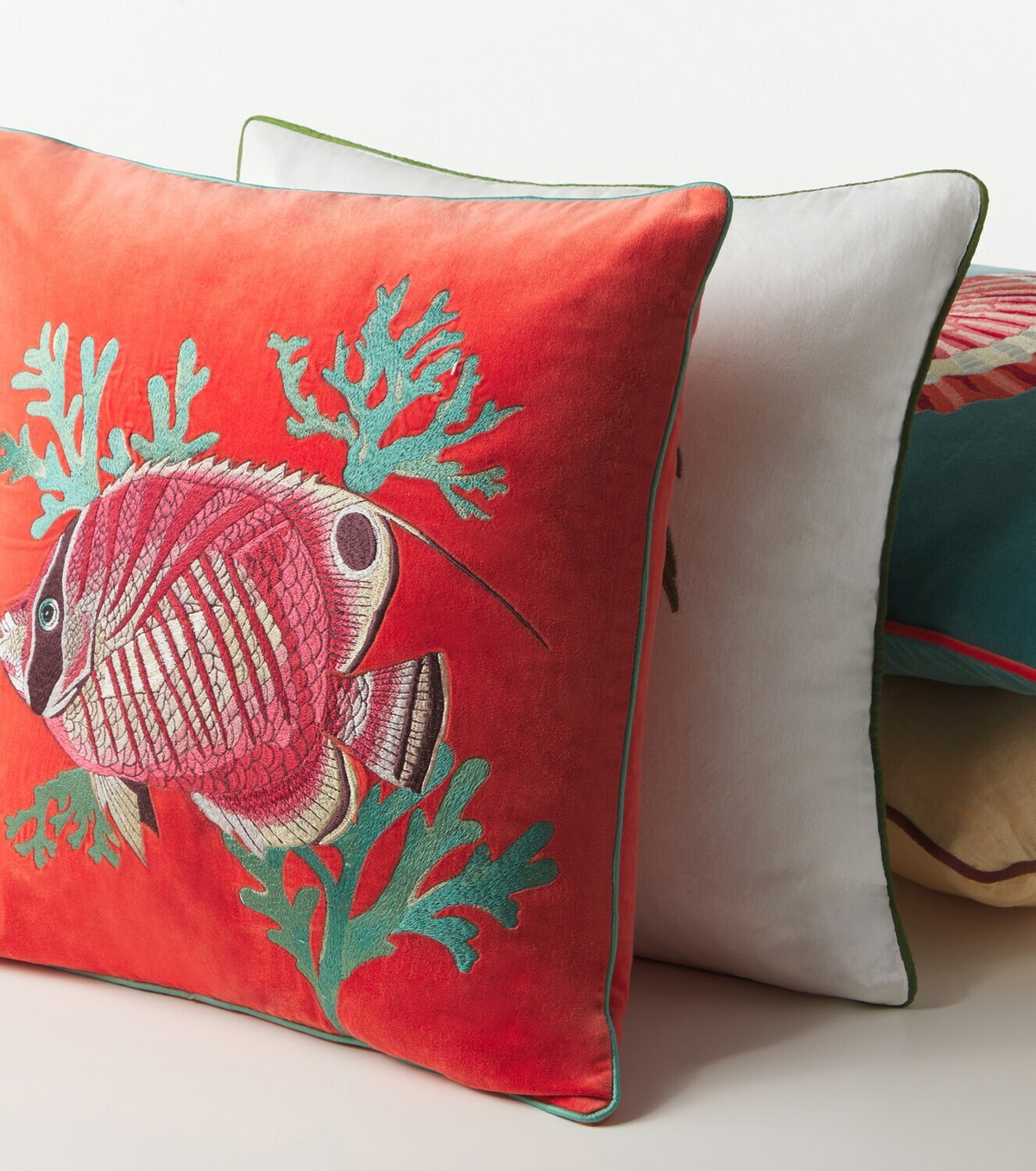 Les-Ottomans Velvet cushion