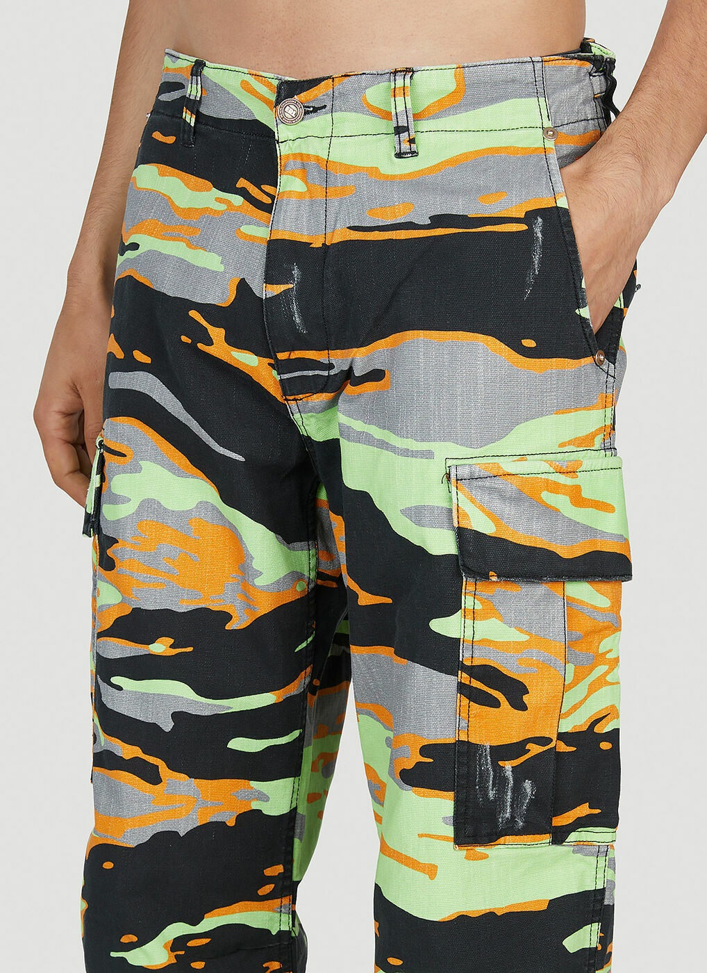 ERL - Camouflage Pants in Green ERL