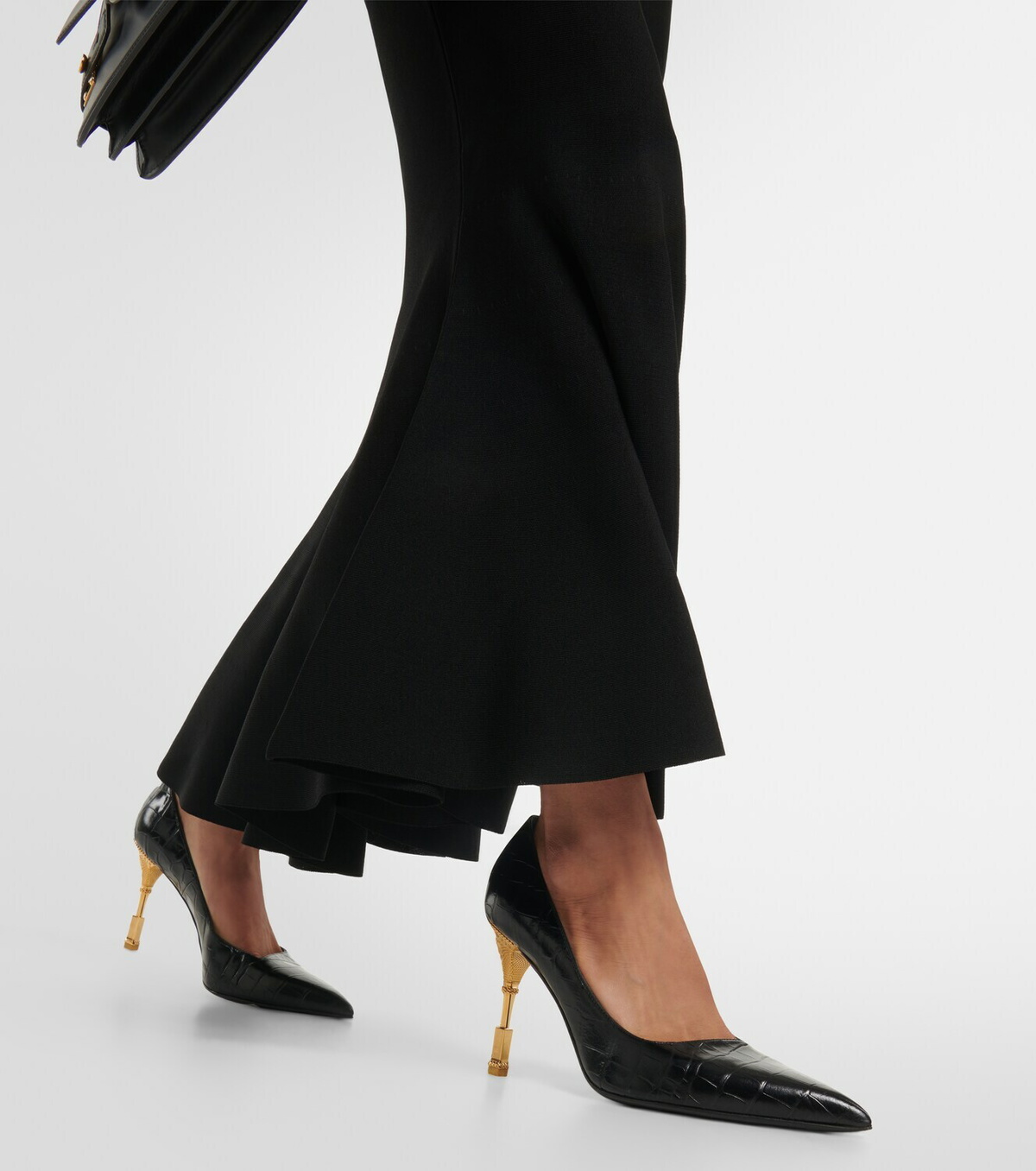 スカート Balmain Black Viscose Blend Skirt Buy Balmain Black 5-Button High-rise Midi Skirt in Viscose