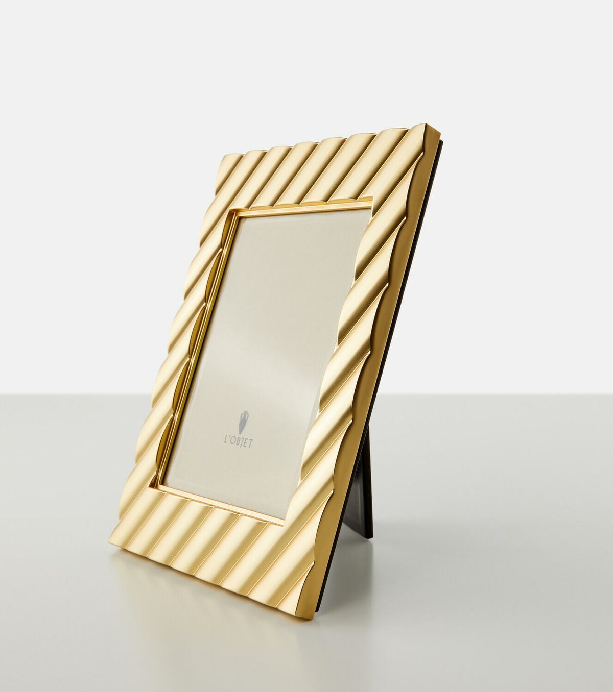 L'Objet Maxime gold-plated metal picture frame