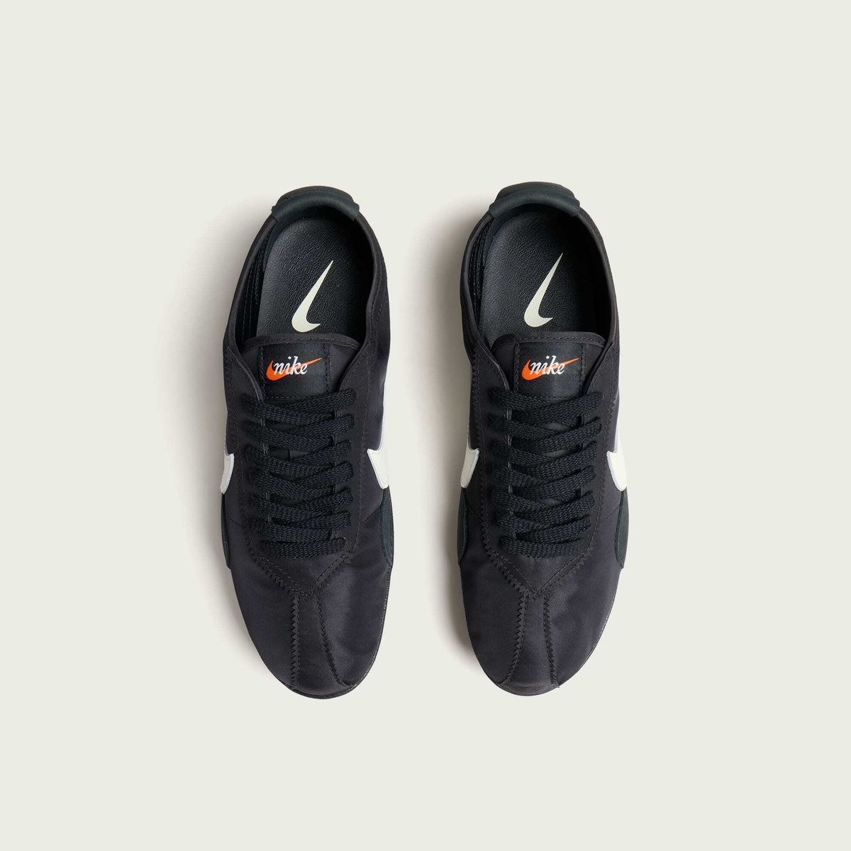 Nike Moon Shoe Og Sneaker in Black/Sail/Orange