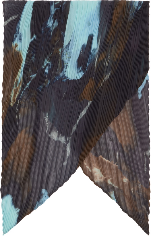 Photo: HOMME PLISSÉ ISSEY MIYAKE Brown & Blue Agate Scarf