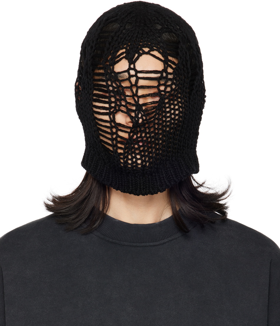 AIREI Black Mask Beanie