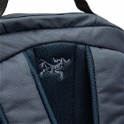 Arc'teryx Men's Mantis 26 Backpack in Black Sapphire