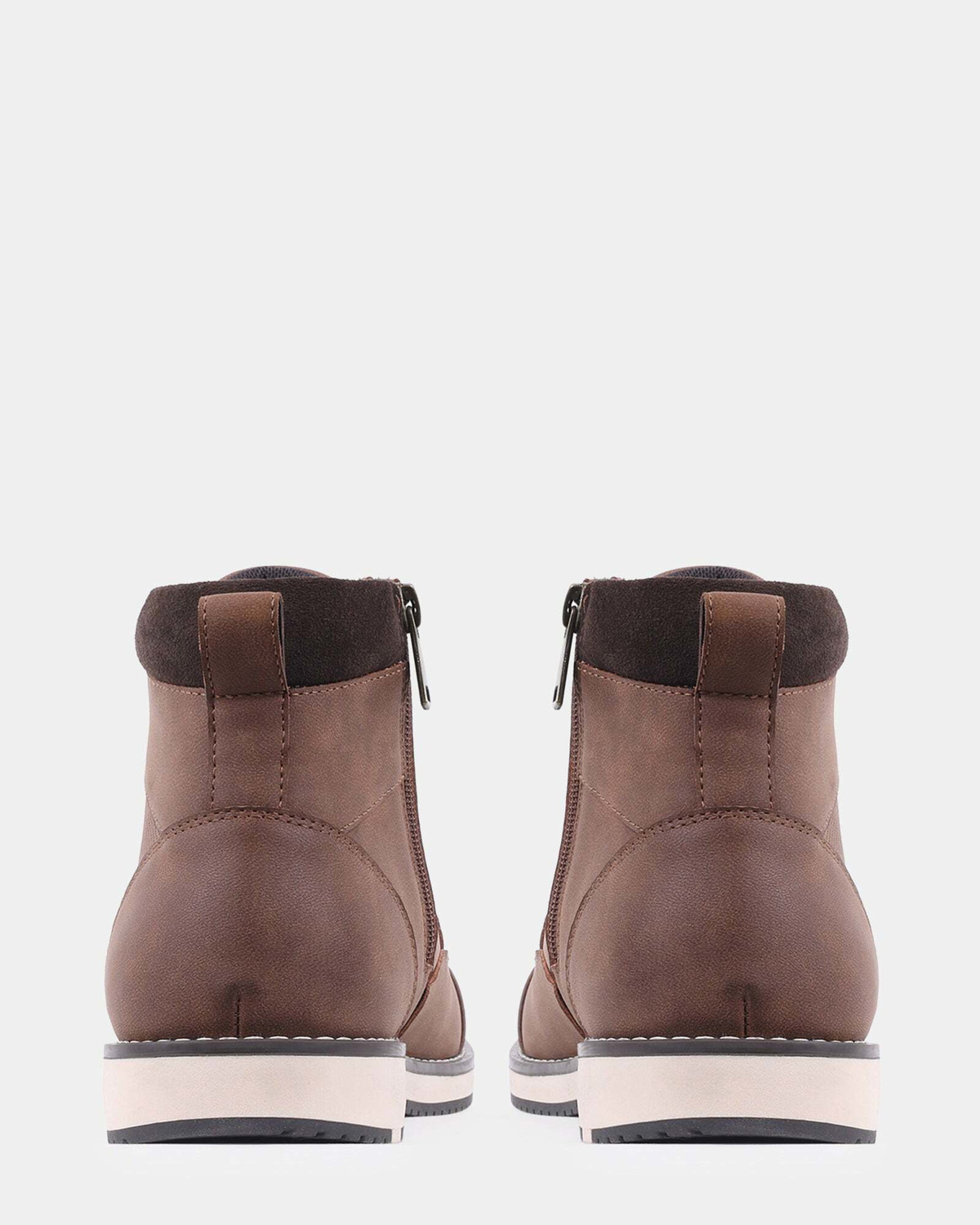 Steve Madden Mentor Boots in Cognac