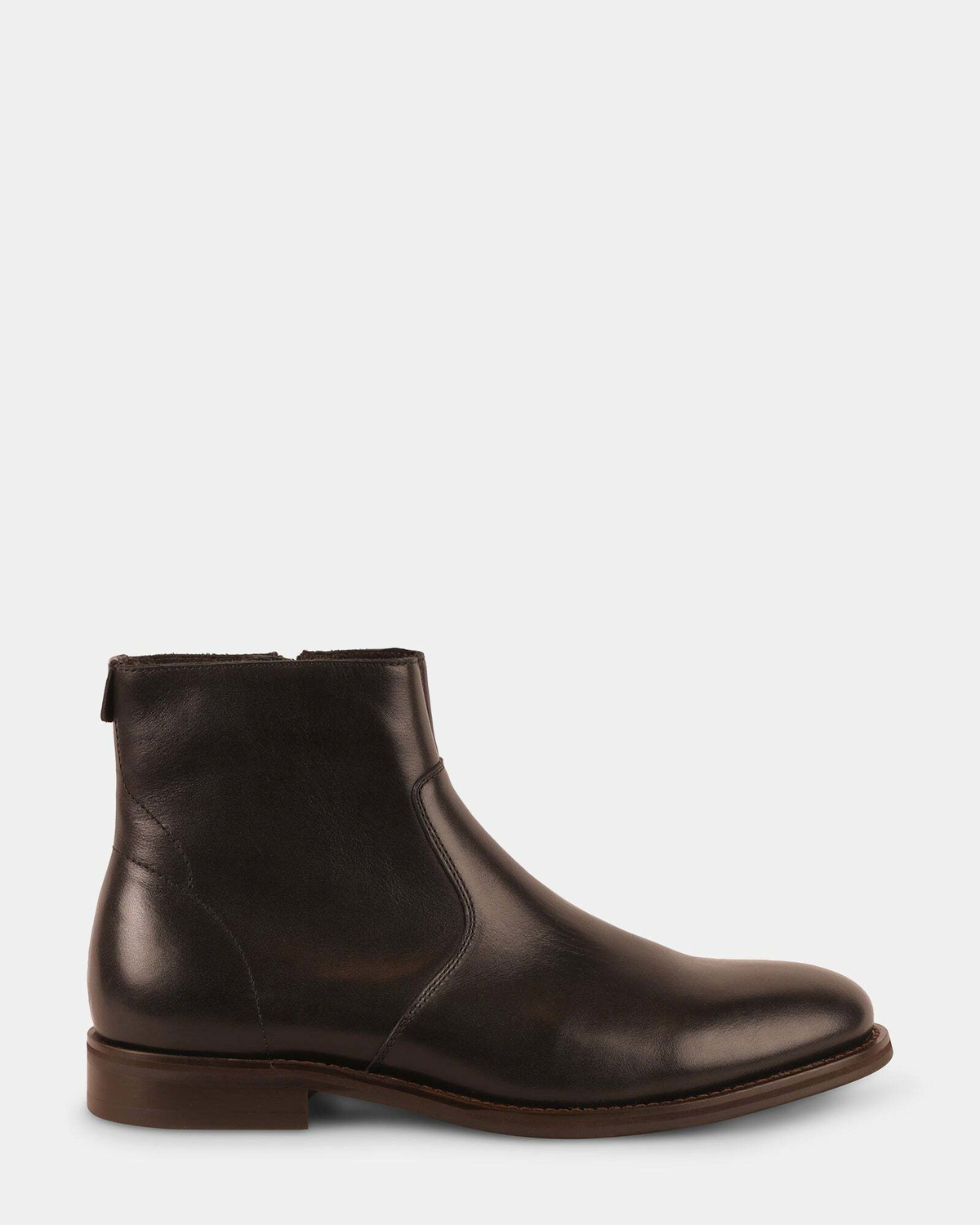 Steve Madden Reed Boots in Black