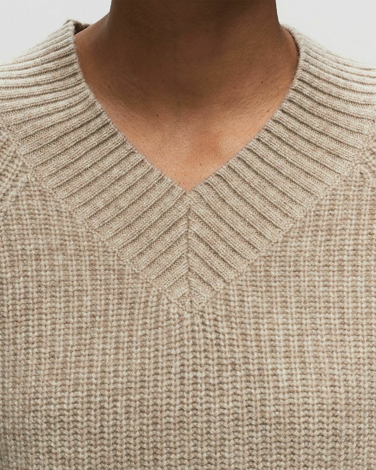 ølåf Merino V Neck Knit Beige Pullovers