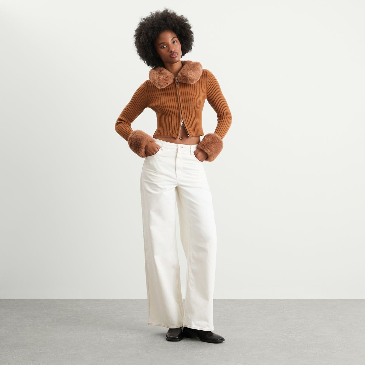 House Of Sunny Women's Peggy Cardigan in Toffee