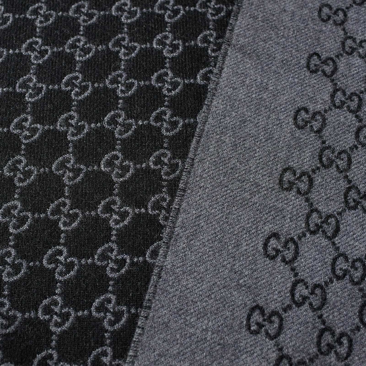 Gucci Men's GG Jaquard Scarf in Anthracite