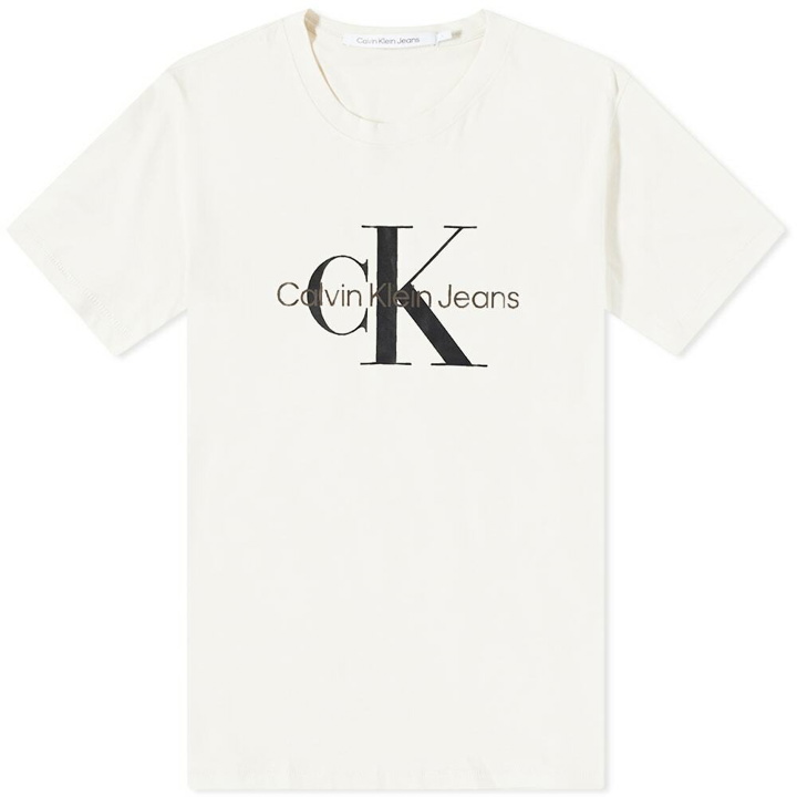 Photo: Calvin Klein Men's Monologo T-Shirt in Egg Shell