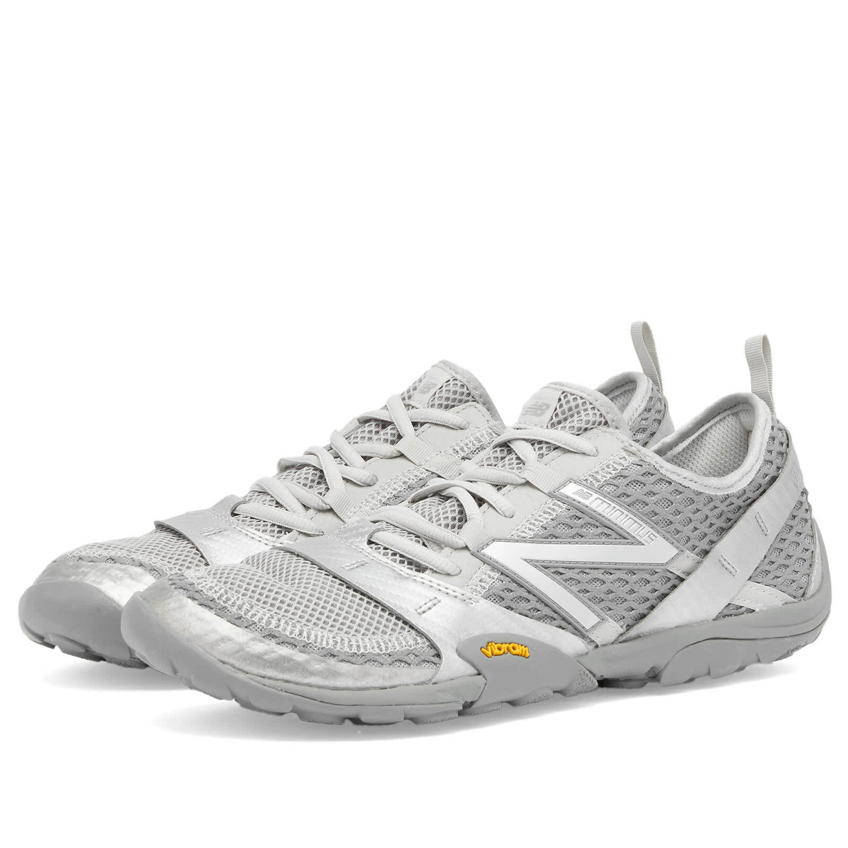 New Balance Men's MT10OAB in Silver New Balance
