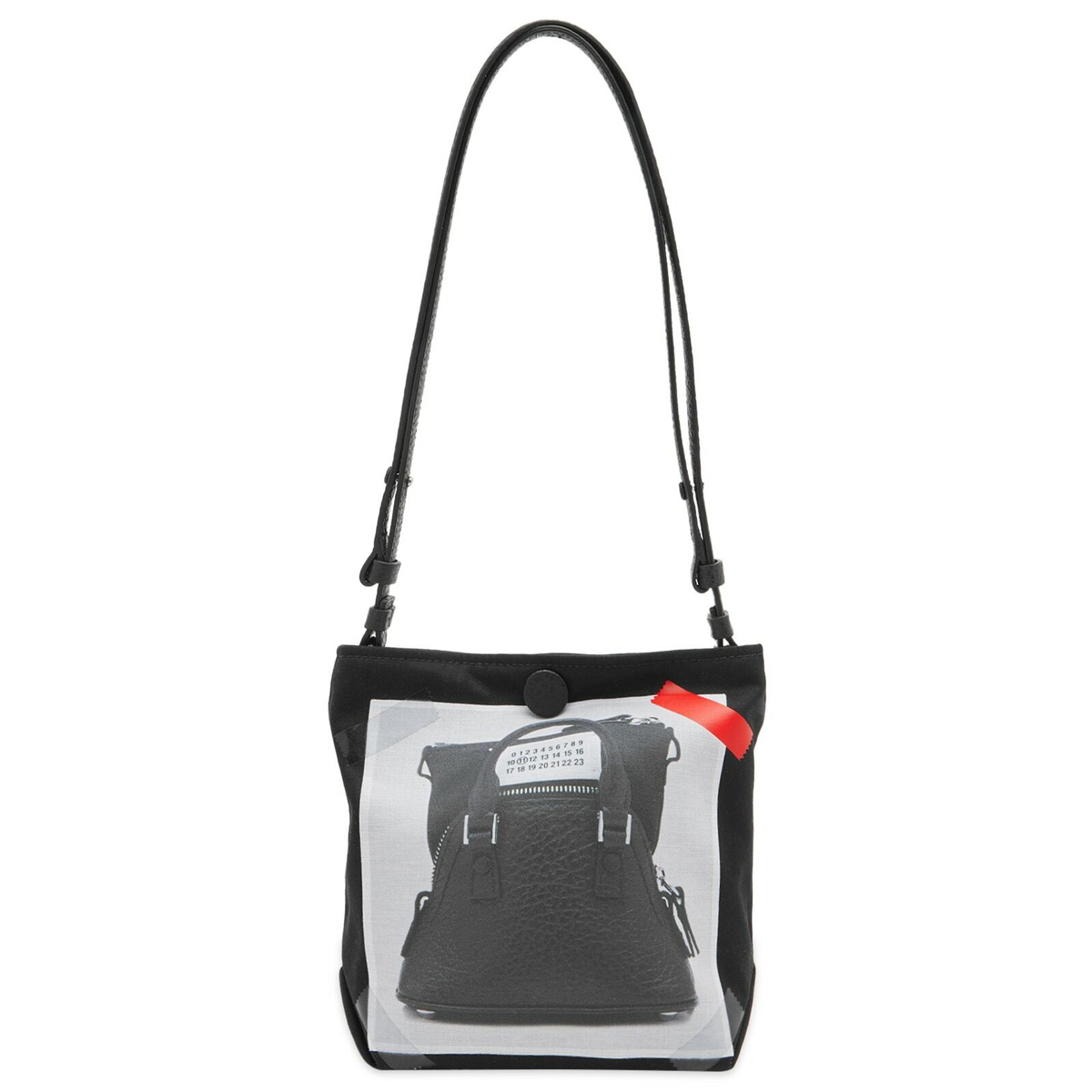 ショルダーバッグ・ポシェット Maison Margiela Maison Margiela 5AC Baby Shoulder Bag SB3WG0 Maison Margiela 5AC Classique Baby Crossbody Bag | Black