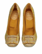 Roger Vivier Womens Pumps in Mustard