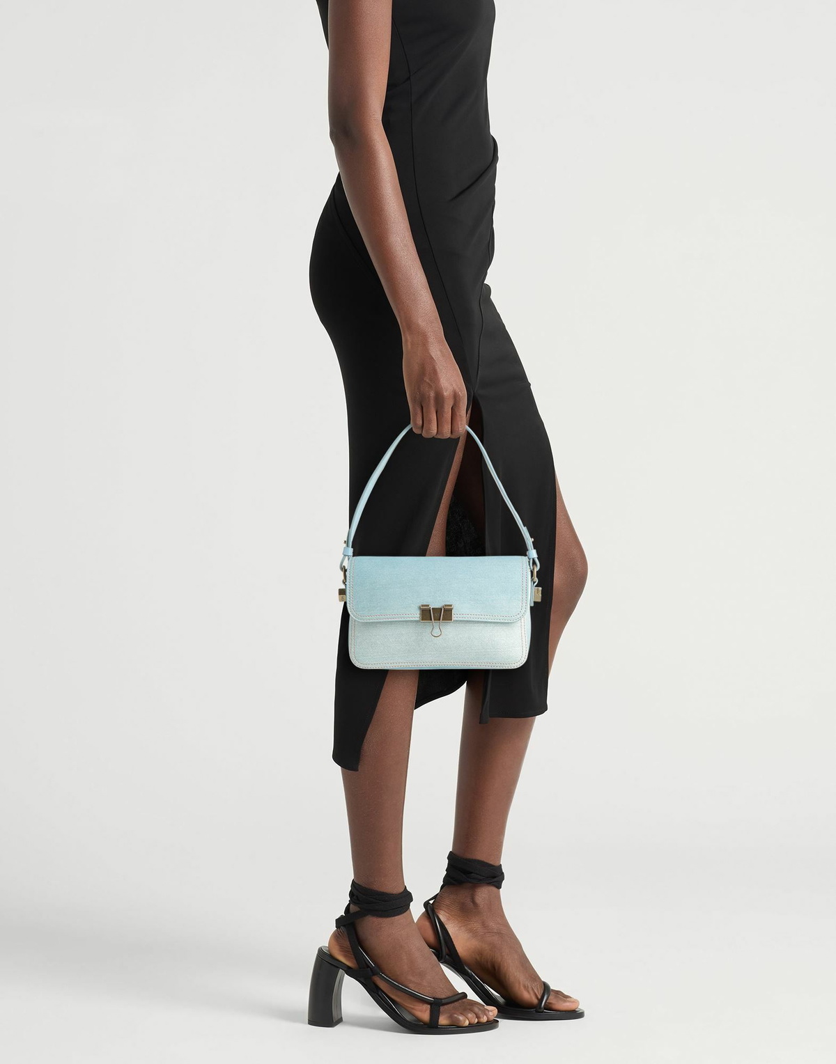 Off-white Womens Handbag Light in Blue